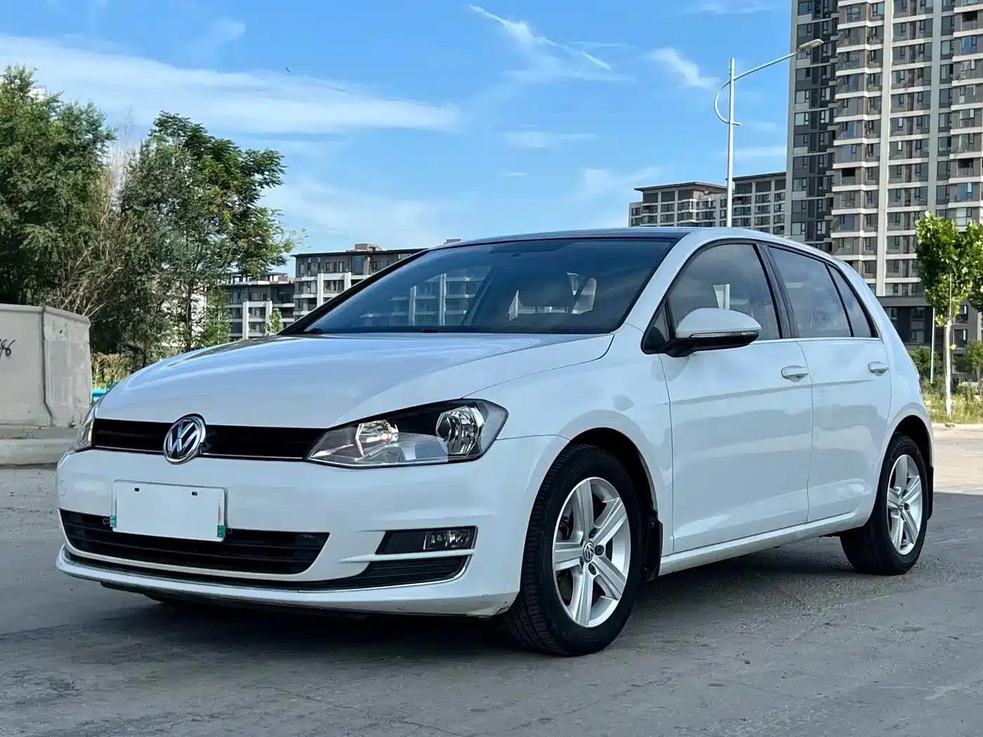 2016 Golf 230TSI Automatic Comfort — миниатюра 1