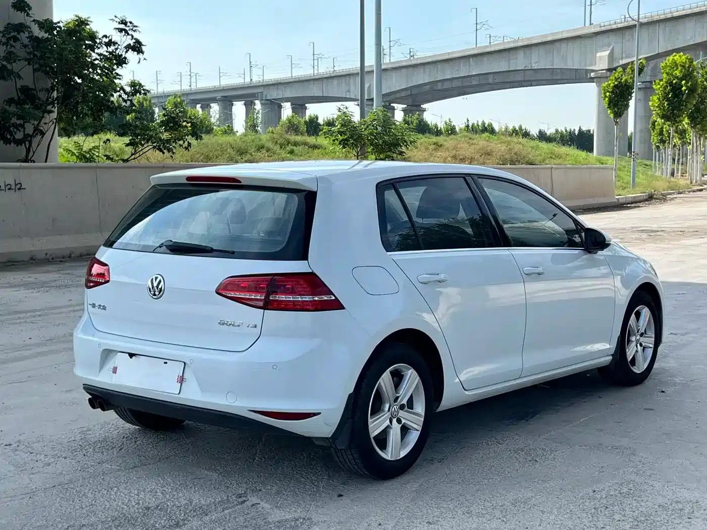2016 Golf 230TSI Automatic Comfort — миниатюра 4