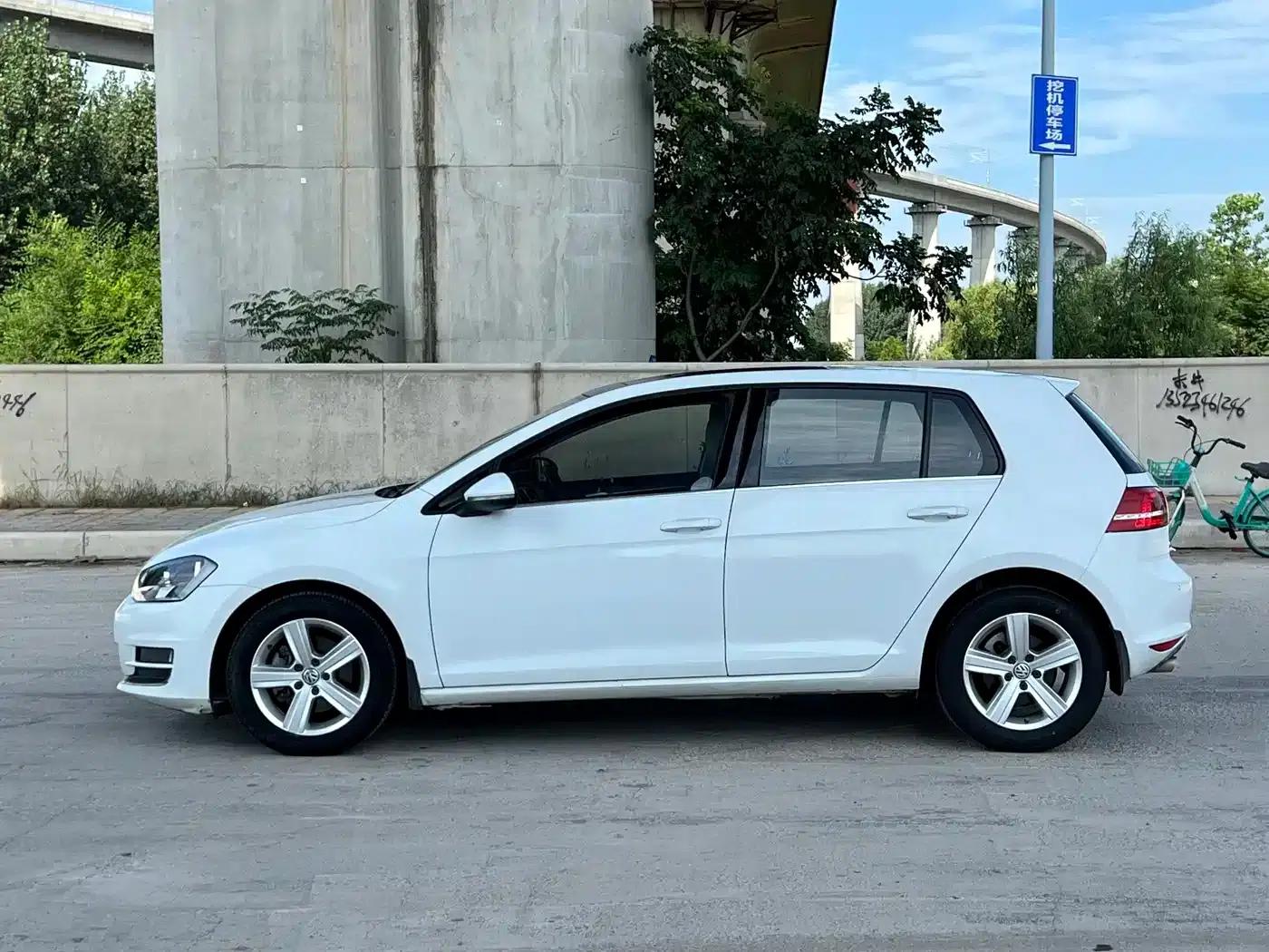 2016 Golf 230TSI Automatic Comfort — миниатюра 8