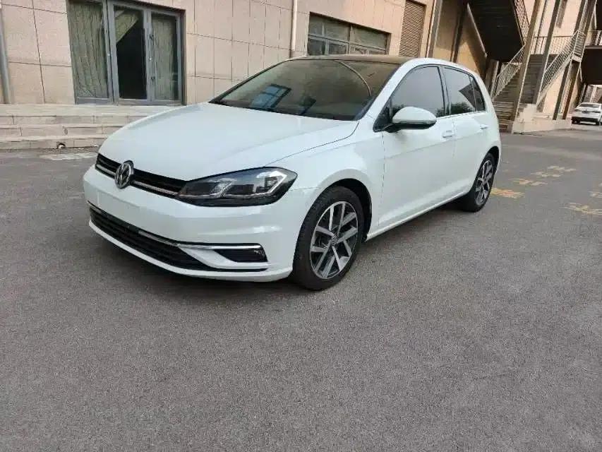 2020 Golf 280TSI DSG Luxury — миниатюра 1
