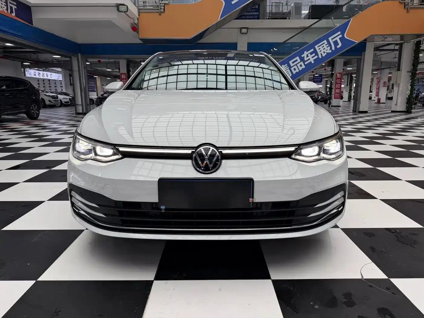 2023 Golf 280TSI DSG Pro — миниатюра 2