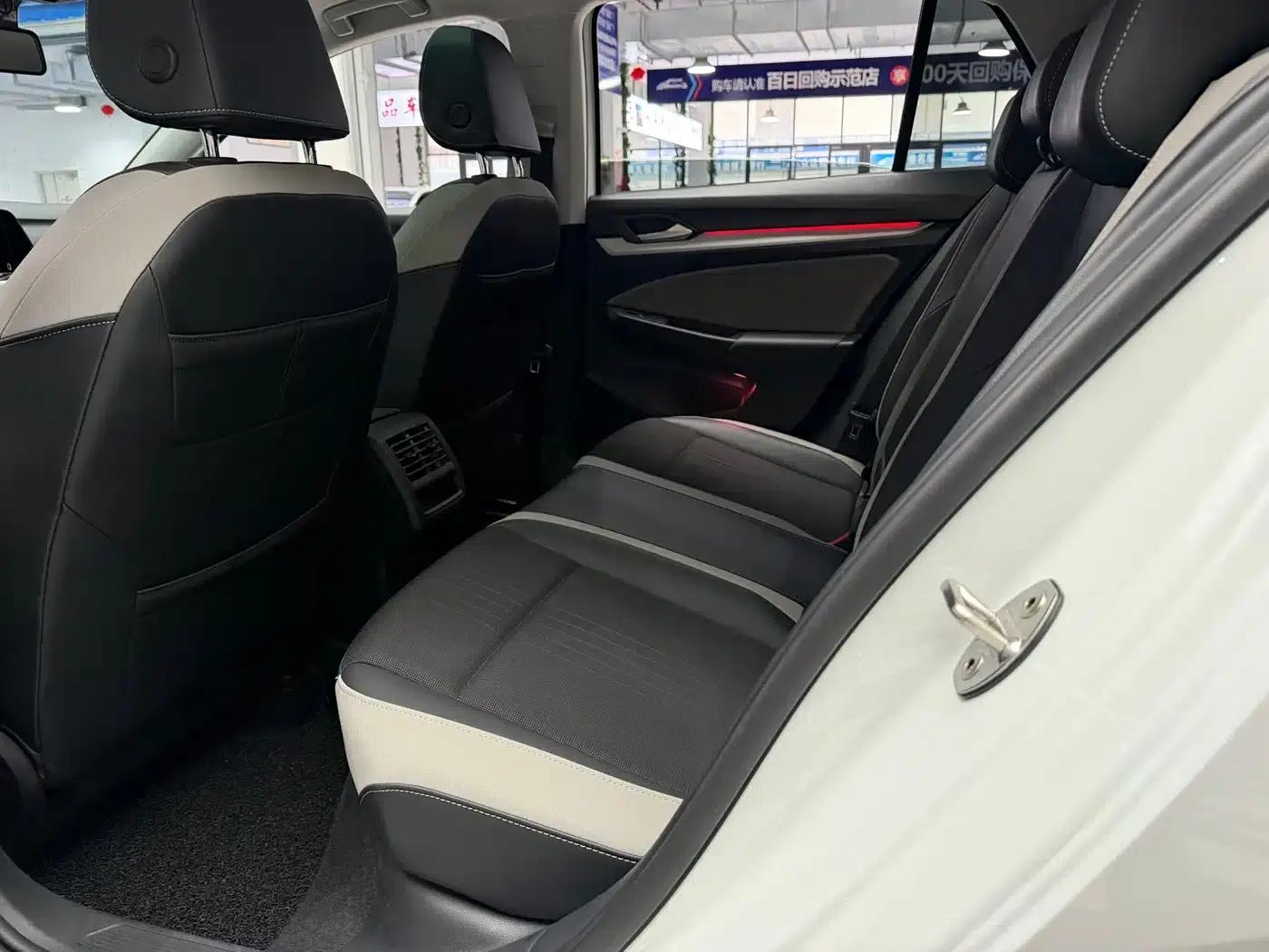 2023 Golf 280TSI DSG Pro — миниатюра 11