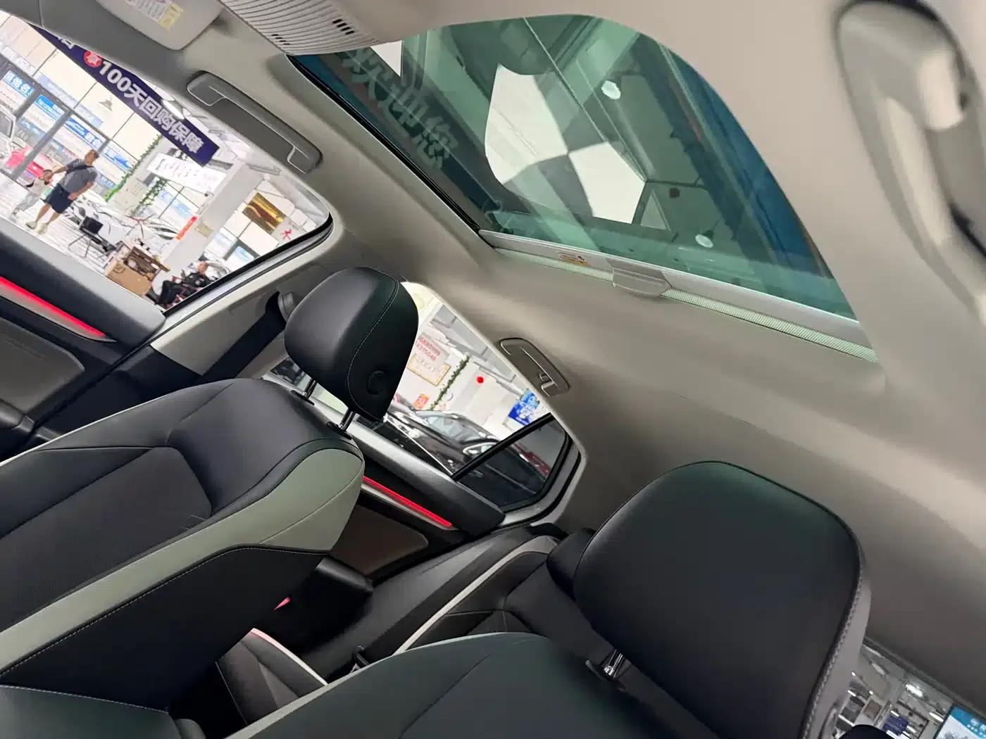 2023 Golf 280TSI DSG Pro — миниатюра 7