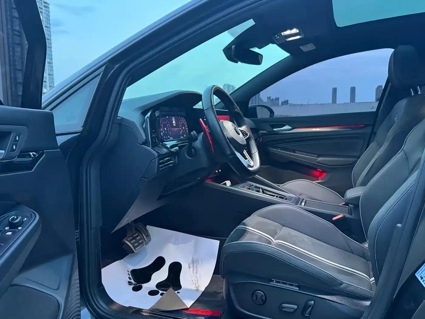 2021 Golf 280TSI DSG R-Line — миниатюра 4