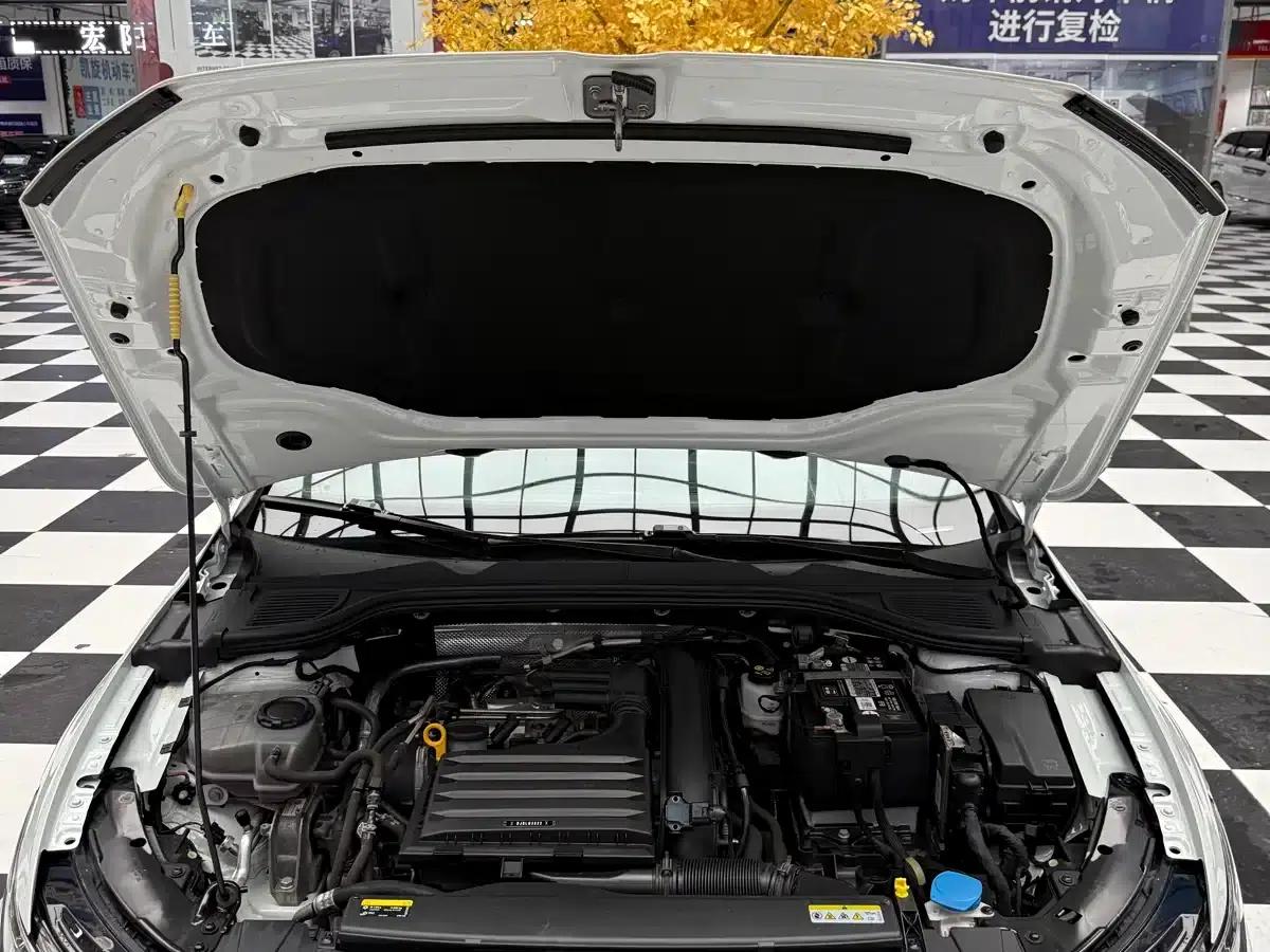 2023 Golf Facelift 280TSI DSG R-Line — миниатюра 16