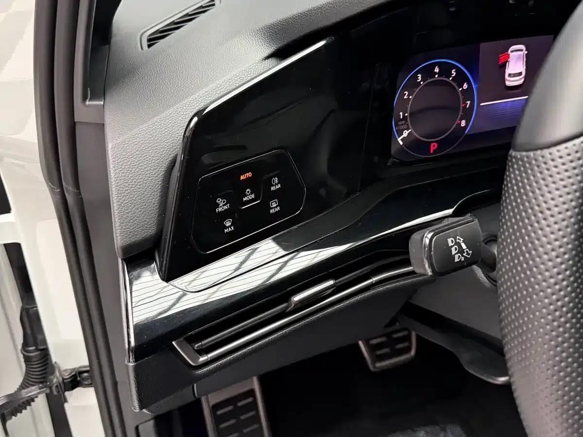 2023 Golf Facelift 280TSI DSG R-Line — миниатюра 9