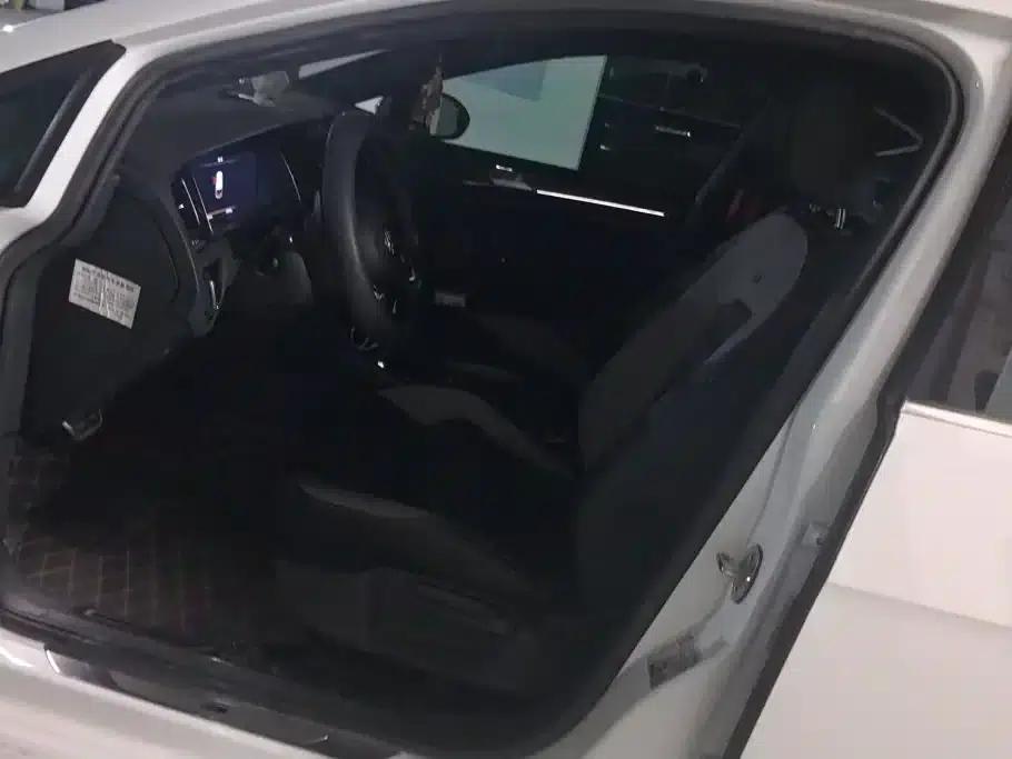 2019 Golf 280TSI DSG R-Line (China VI Emission Standard) — миниатюра 9