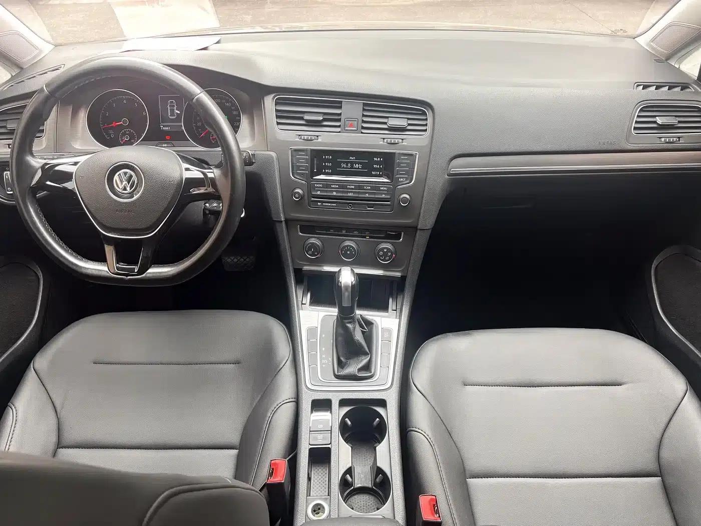 2015 Golf 1.4TSI Automatic Comfort — миниатюра 10