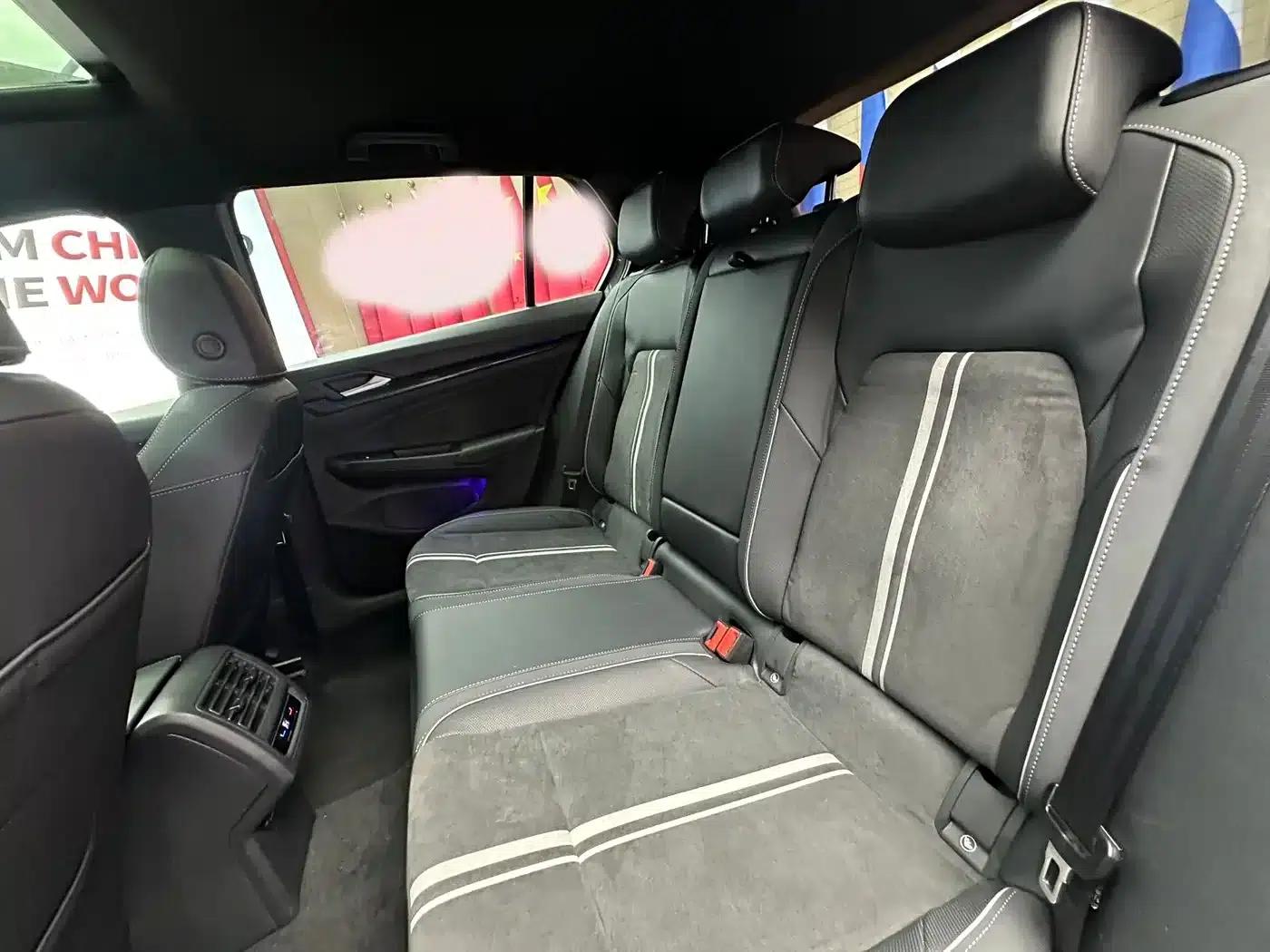 2023 Golf 280TSI DSG R-Line Lite — миниатюра 16