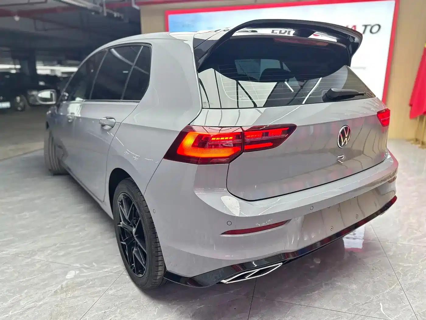 2023 Golf 280TSI DSG R-Line Lite — миниатюра 7