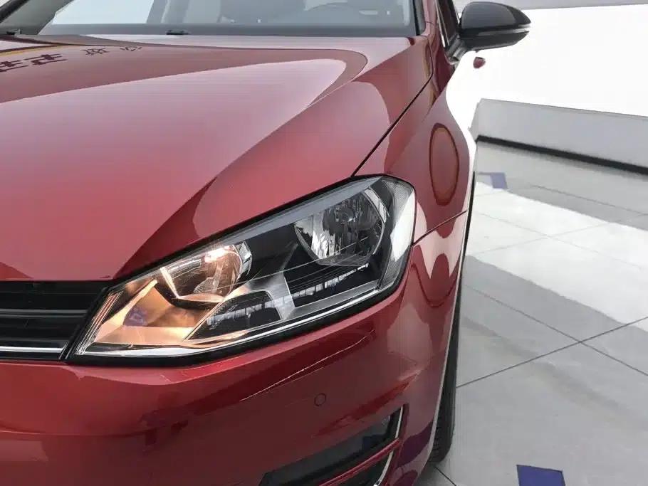 2017 Golf 230TSI Automatic Comfort Millionth Unit Commemorative Edition — миниатюра 5