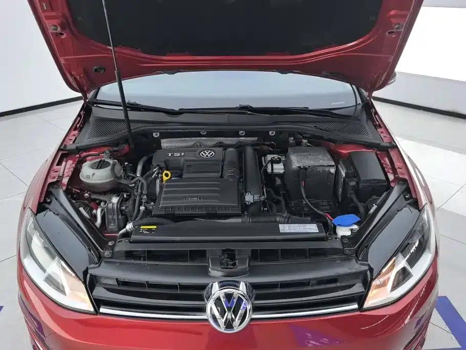 2017 Golf 230TSI Automatic Comfort Millionth Unit Commemorative Edition — миниатюра 10