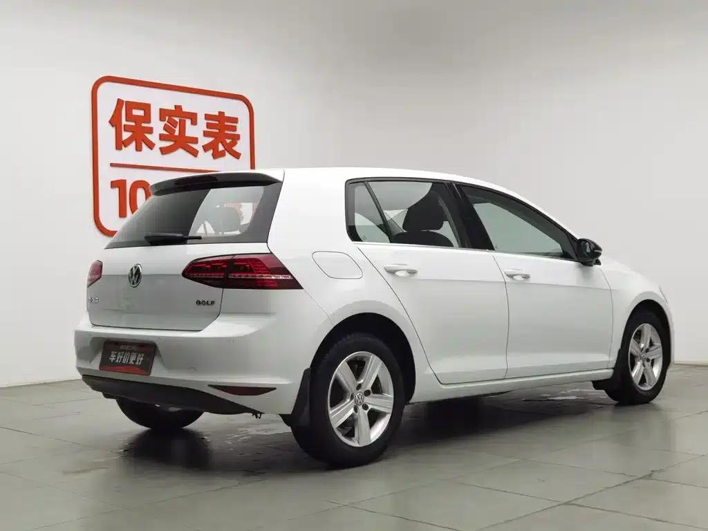 2017 Golf 1.6L Automatic Comfort Millionth Unit Commemorative Edition — миниатюра 2