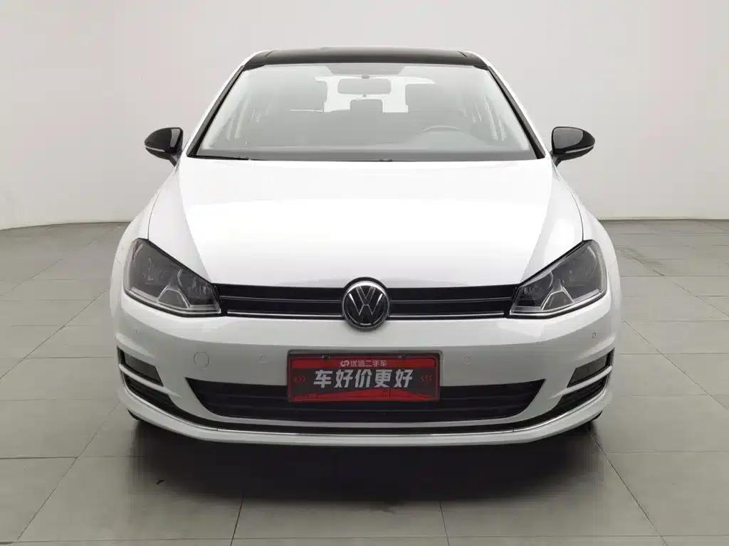 2017 Golf 1.6L Automatic Comfort Millionth Unit Commemorative Edition — миниатюра 3