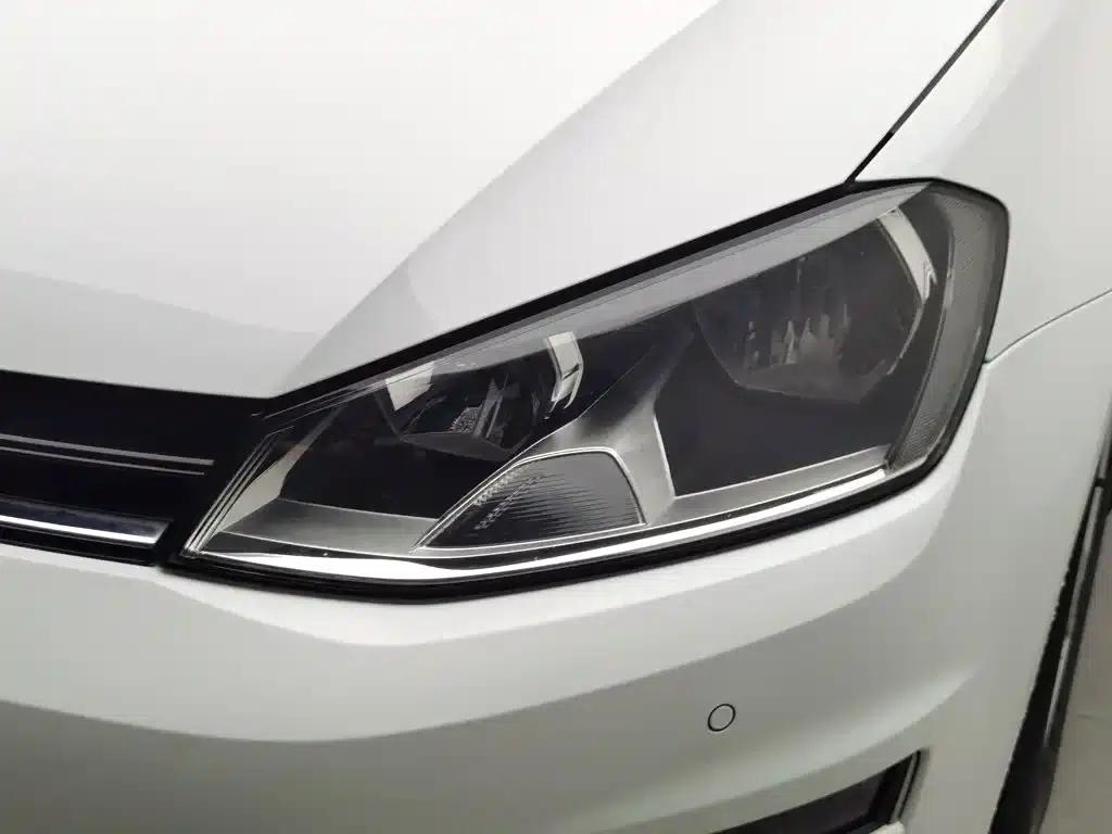 2017 Golf 1.6L Automatic Comfort Millionth Unit Commemorative Edition — миниатюра 7