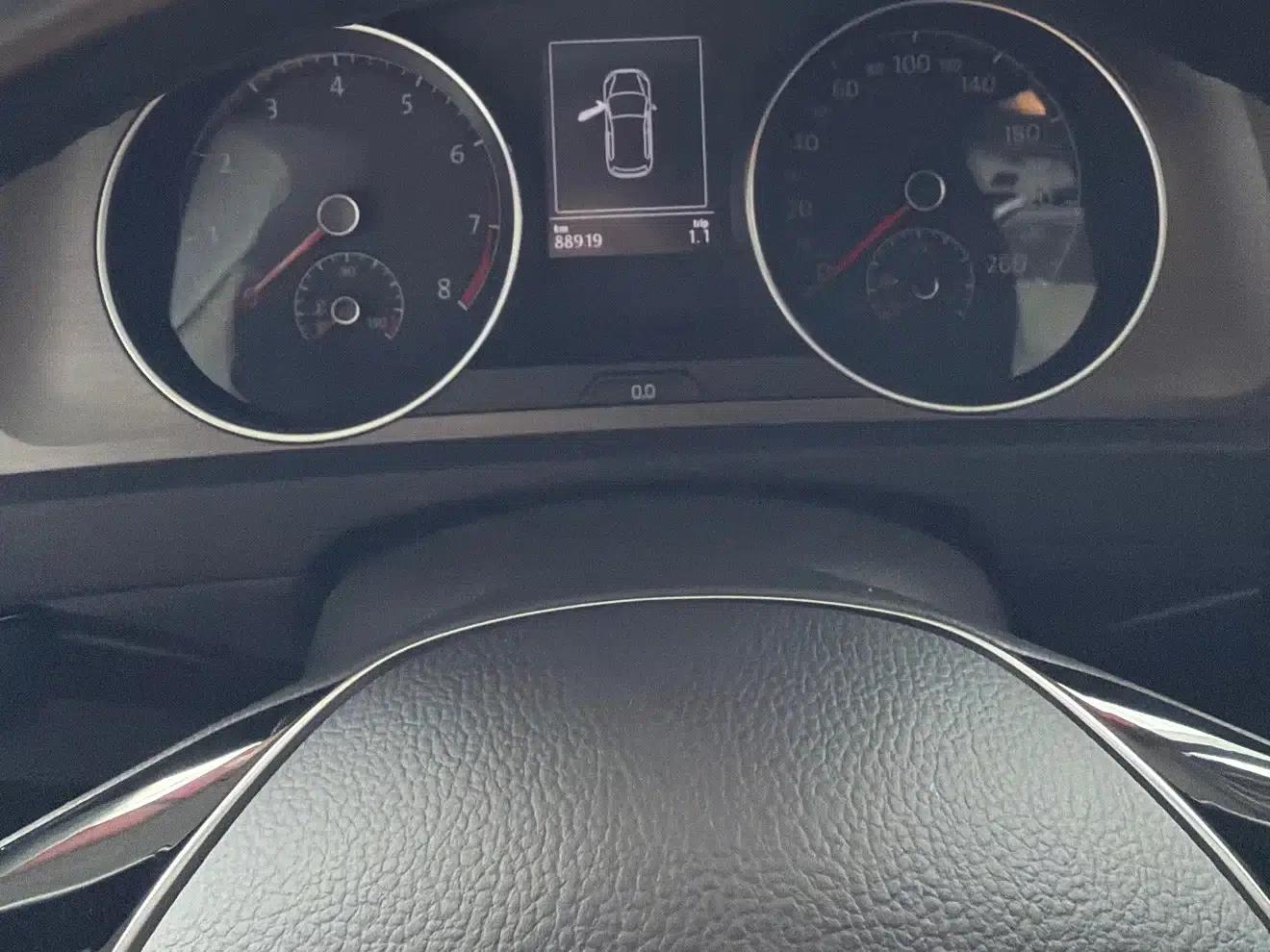 2016 Golf 230TSI Automatic Luxury — миниатюра 13