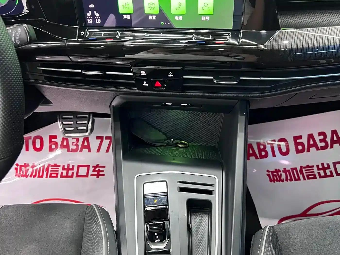 2021 Golf 280TSI DSG R-Line — миниатюра 16