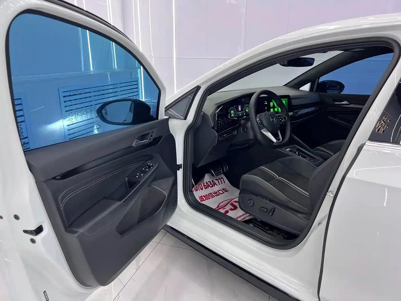 2021 Golf 280TSI DSG R-Line — миниатюра 7