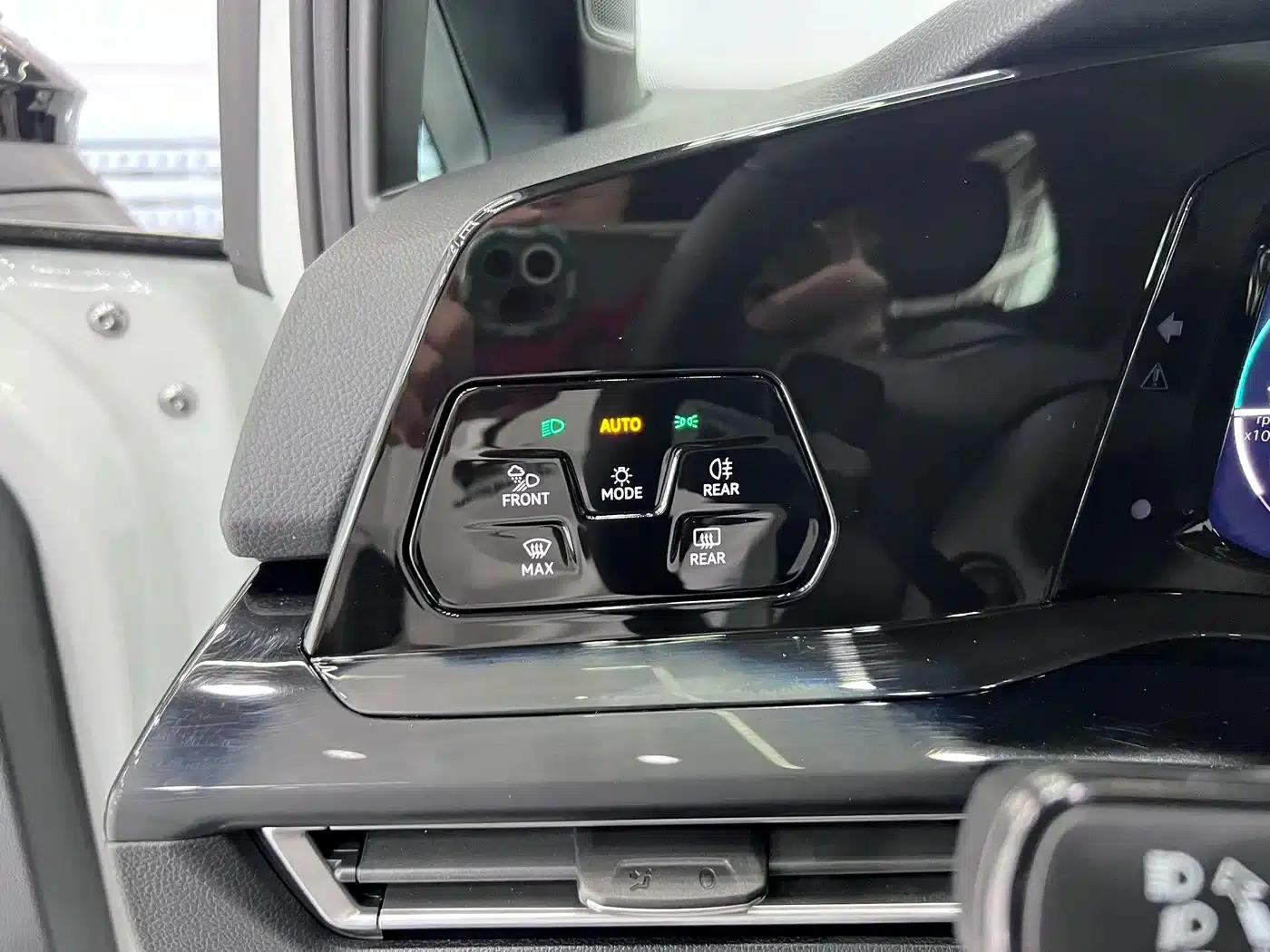 2021 Golf 280TSI DSG R-Line — миниатюра 8