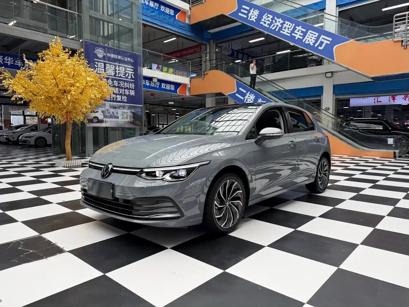 2021 Golf 280TSI DSG Pro — миниатюра 1