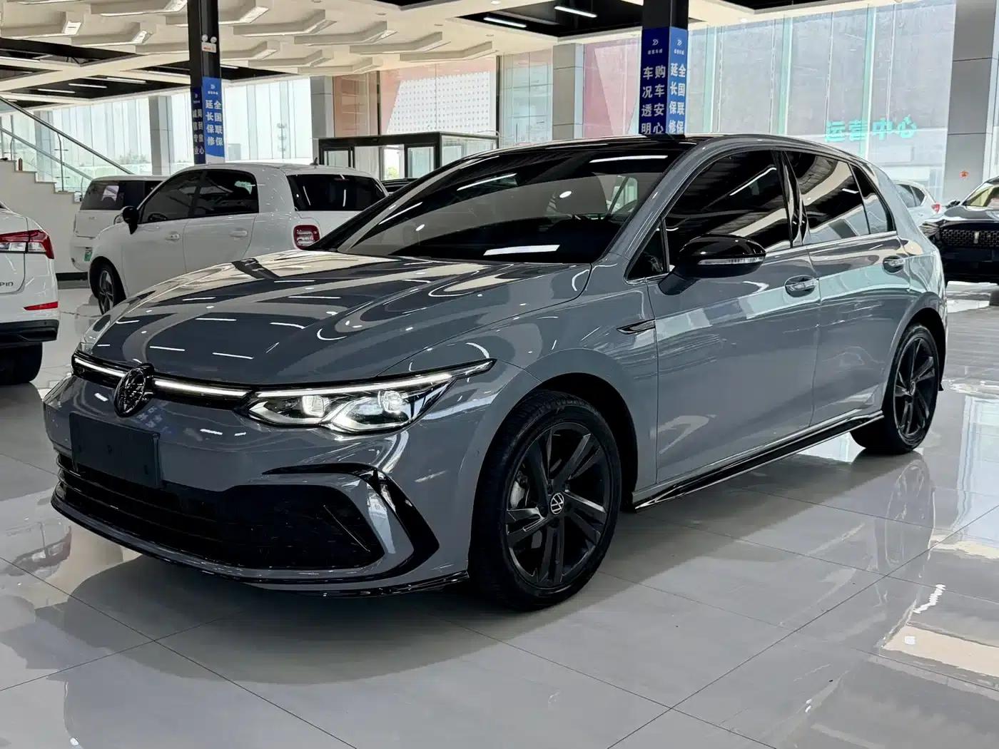 2023 Golf 280TSI DSG R-Line — миниатюра 1