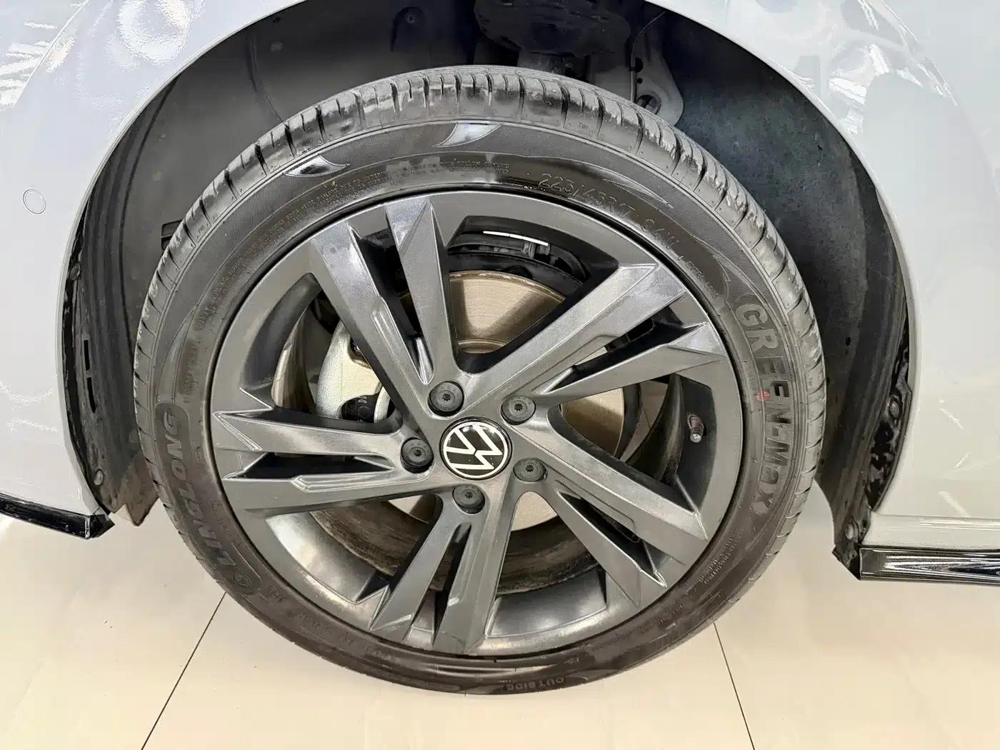 2023 Golf 280TSI DSG R-Line — миниатюра 12