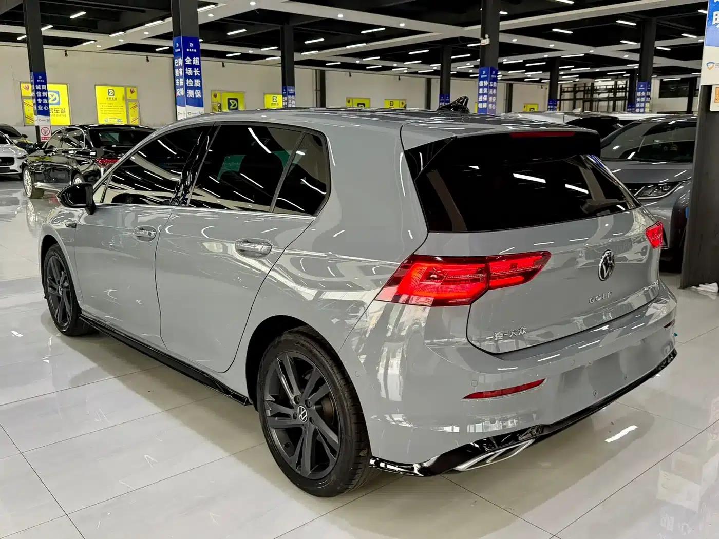 2023 Golf 280TSI DSG R-Line — миниатюра 14