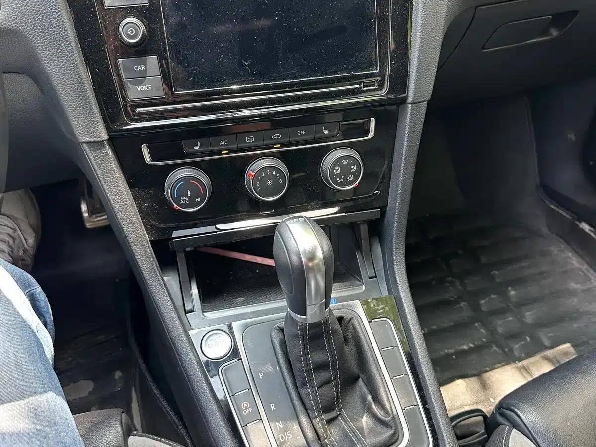 2019 Golf 280TSI DSG R-Line (China VI Emission Standard) — миниатюра 12