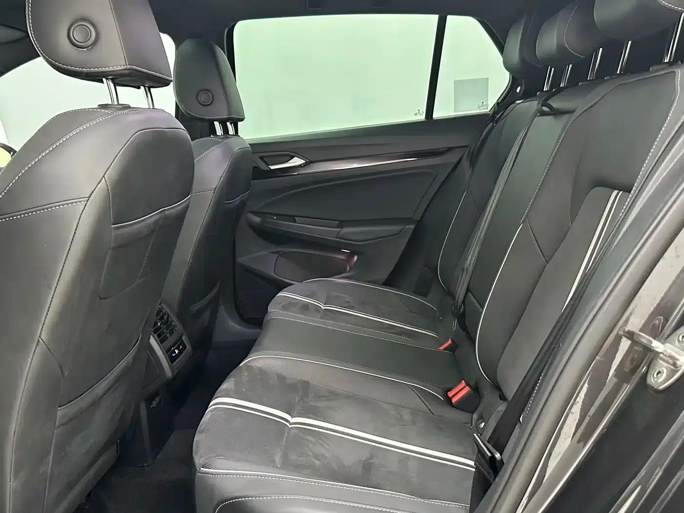 2021 Golf 280TSI DSG R-Line — миниатюра 8