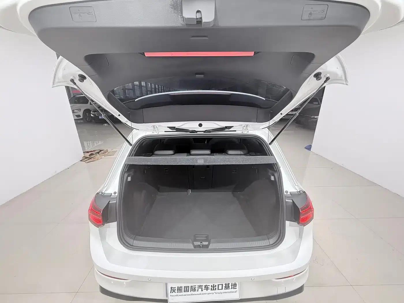 2023 Golf 280TSI DSG R-Line — миниатюра 18