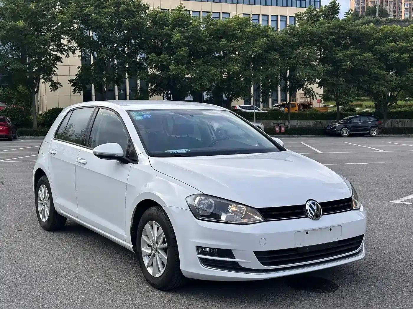 2015 Golf 1.6L Manual Fashion Edition — миниатюра 3