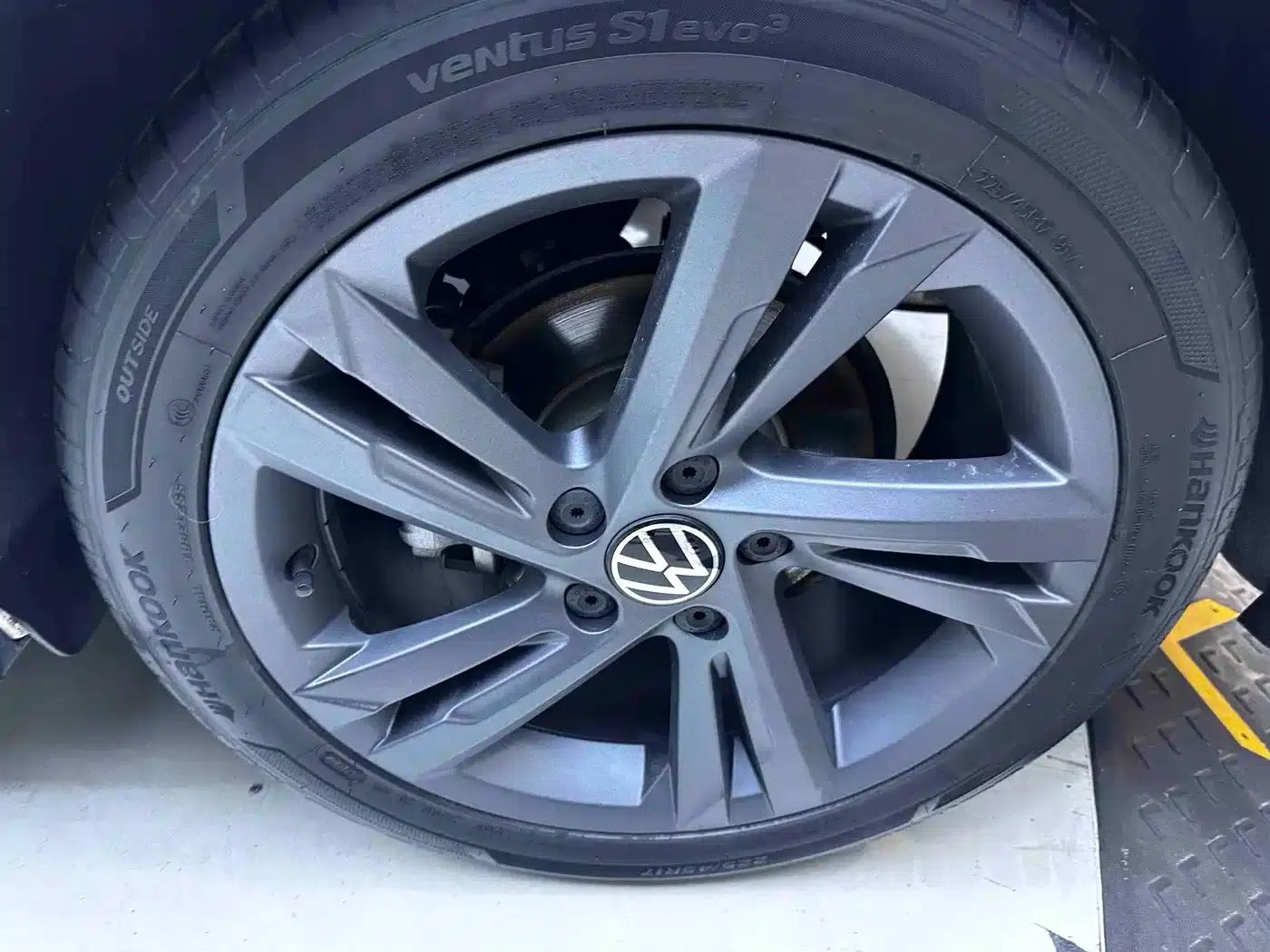 2023 Golf 280TSI DSG R-Line Lite — миниатюра 20