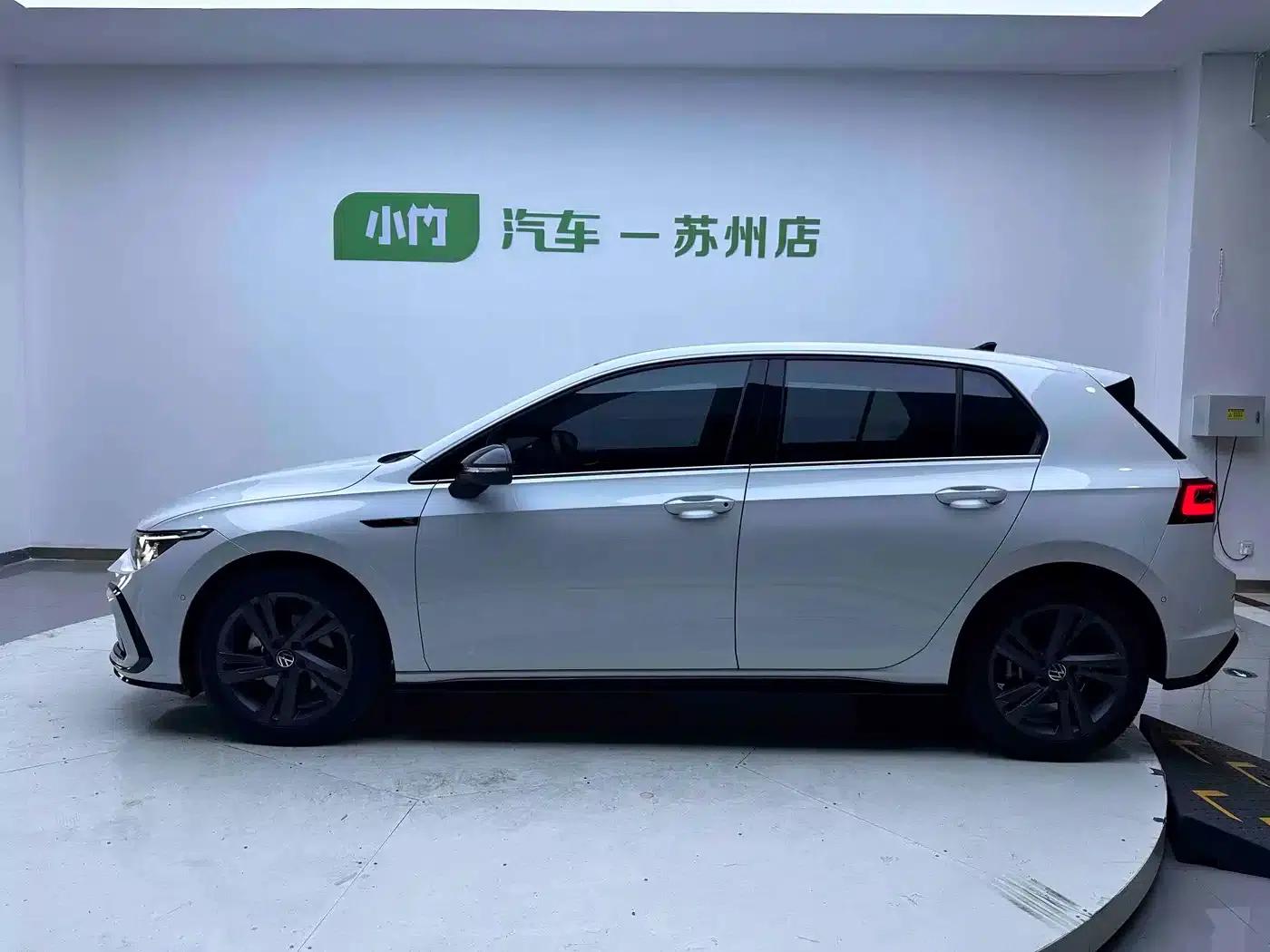 2023 Golf 280TSI DSG R-Line Lite — миниатюра 7