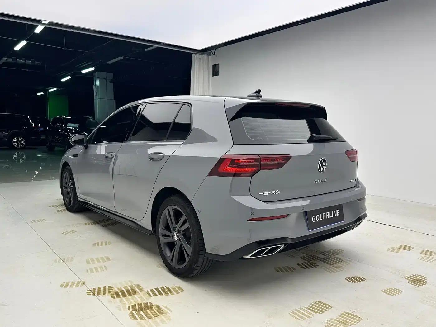 2023 Golf 280TSI DSG R-Line 20th Anniversary Edition — миниатюра 4