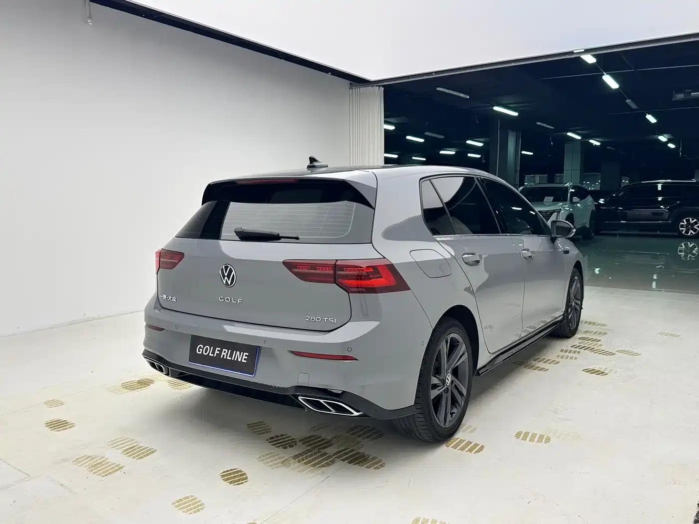 2023 Golf 280TSI DSG R-Line 20th Anniversary Edition — миниатюра 6