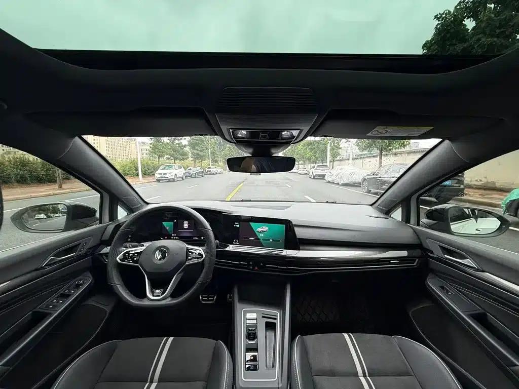 2021 Golf 280TSI DSG R-Line — миниатюра 6