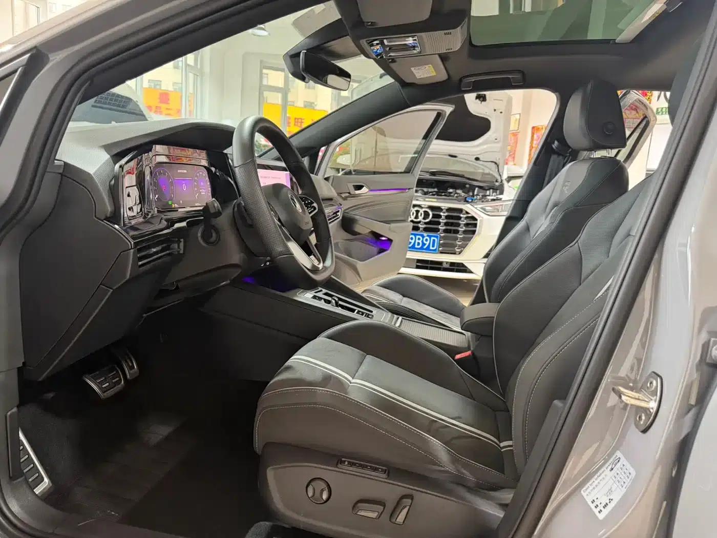 2021 Golf 280TSI DSG R-Line — миниатюра 8