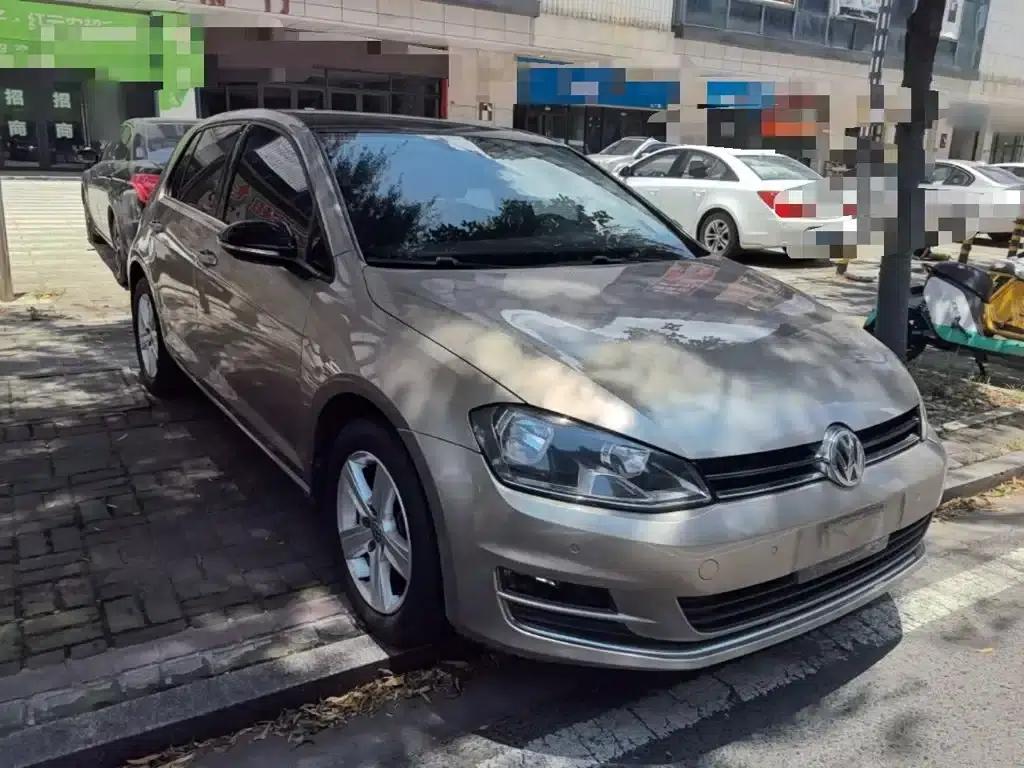 2017 Golf 1.6L Automatic Comfort Millionth Unit Commemorative Edition — миниатюра 4