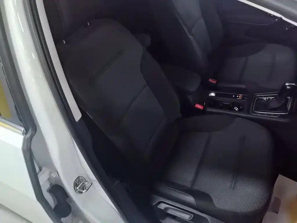 2019 Golf 1.6L Automatic Comfort Edition (China V emission standard) — миниатюра 25