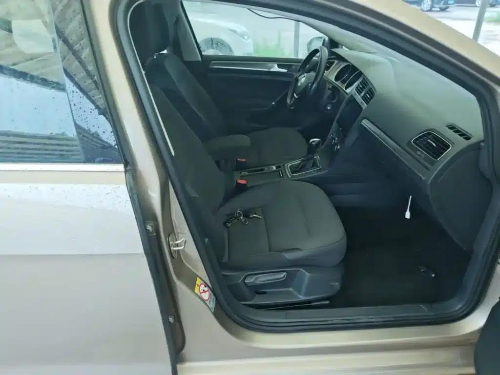 2015 Golf 1.6L Automatic Comfort — миниатюра 25