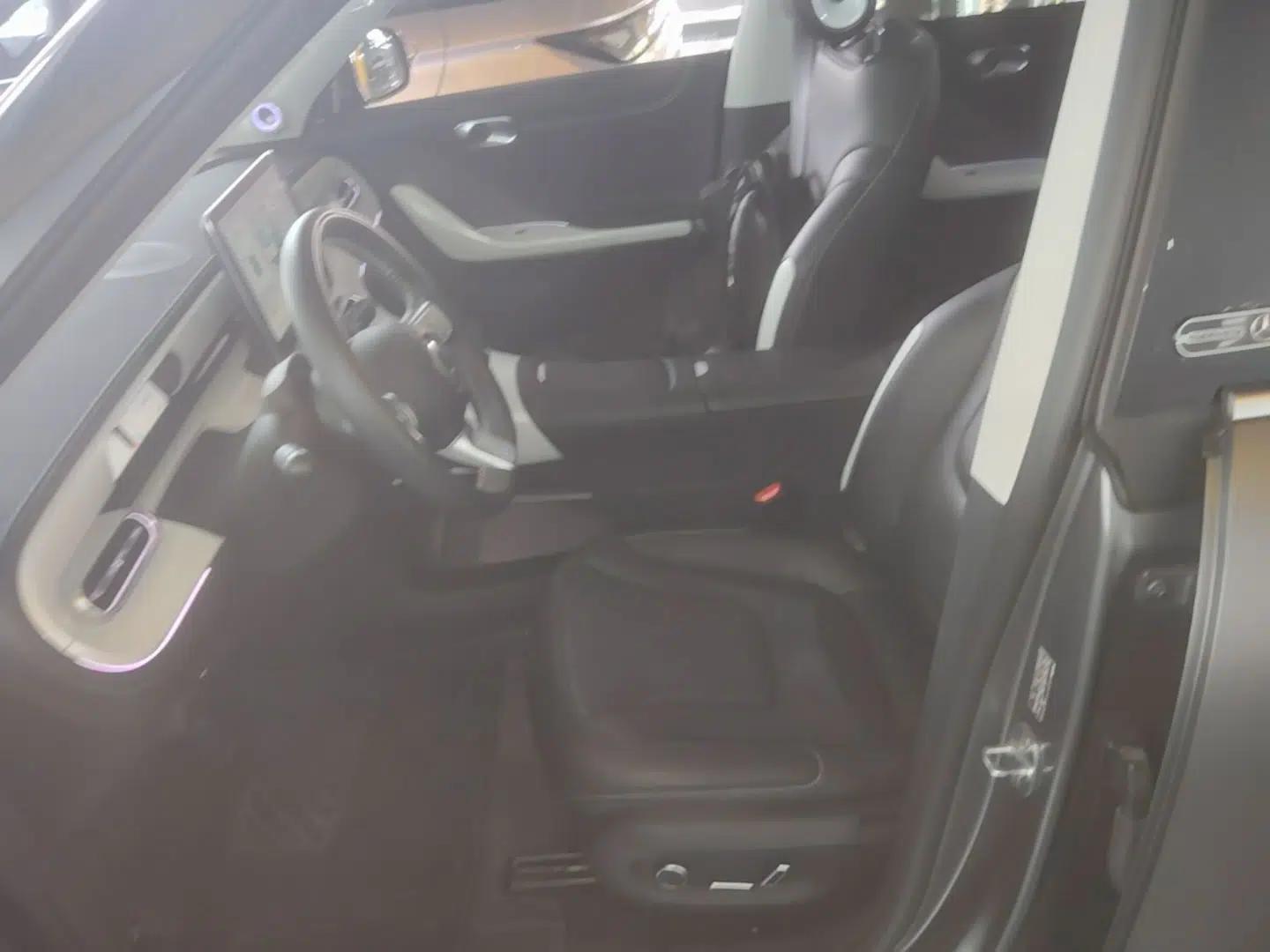 smart #1 2022 Premium Edition — миниатюра 17