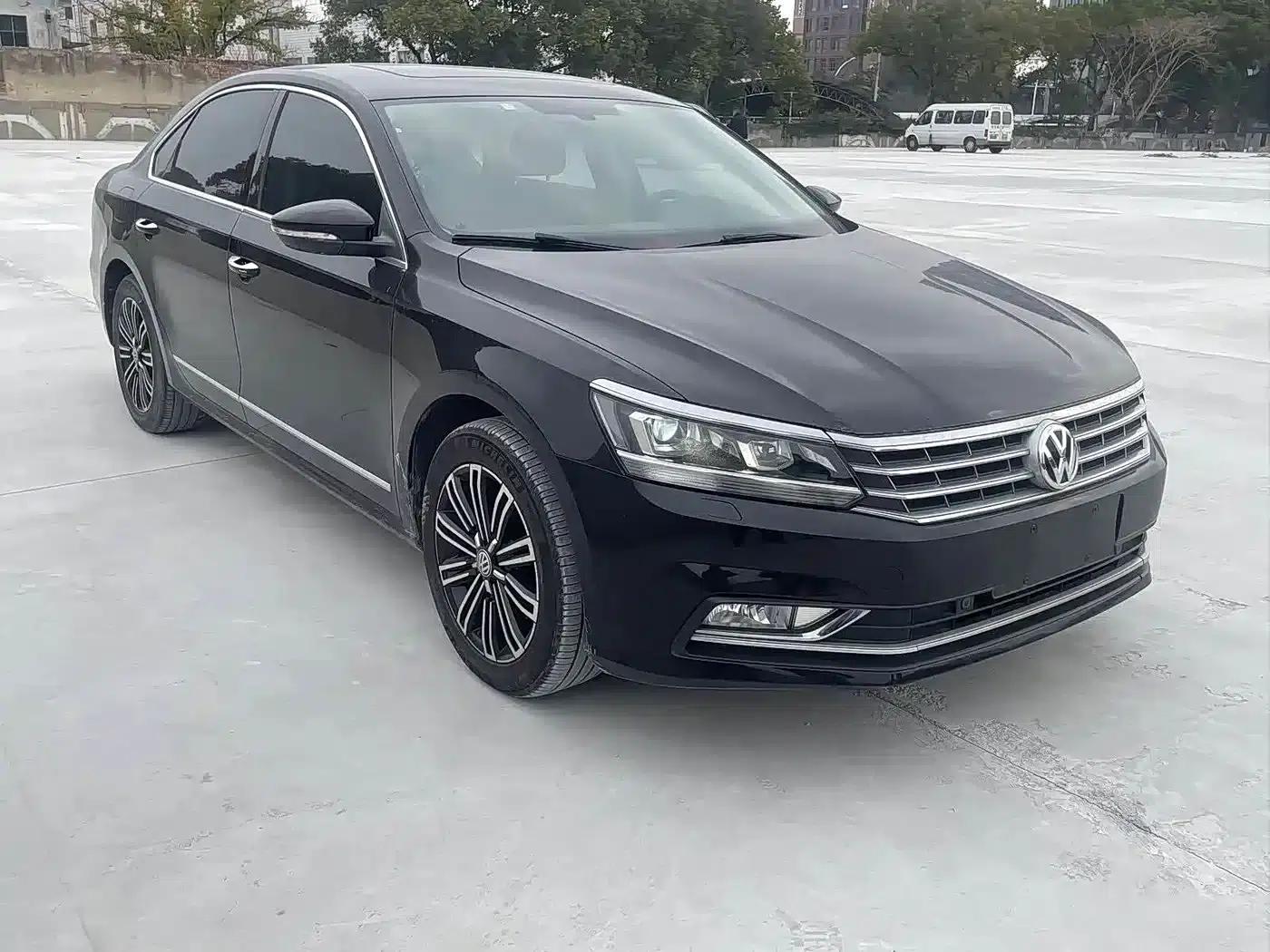 2017 Passat 330TSI DSG Premium Edition — миниатюра 2