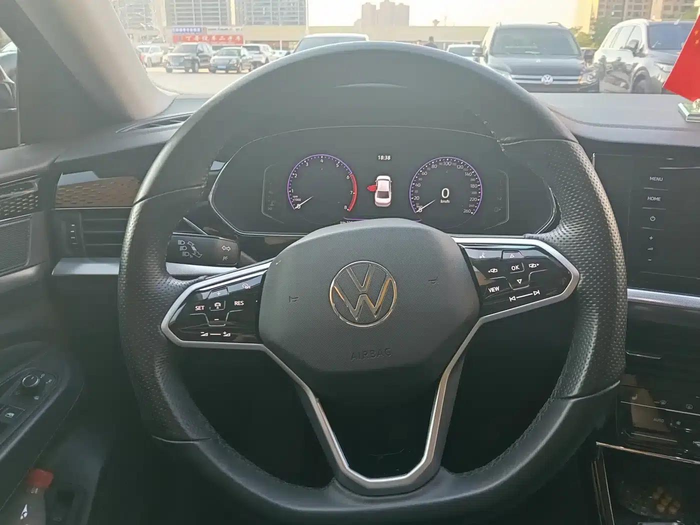 2023 Volkswagen Passat 330TSI Starry Sky Elite Edition — миниатюра 6