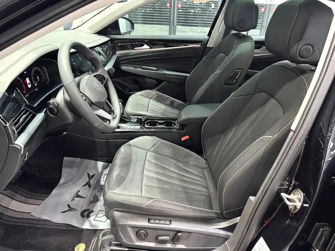 2024 Passat 380TSI Starry Sky Dragon Edition — миниатюра 3