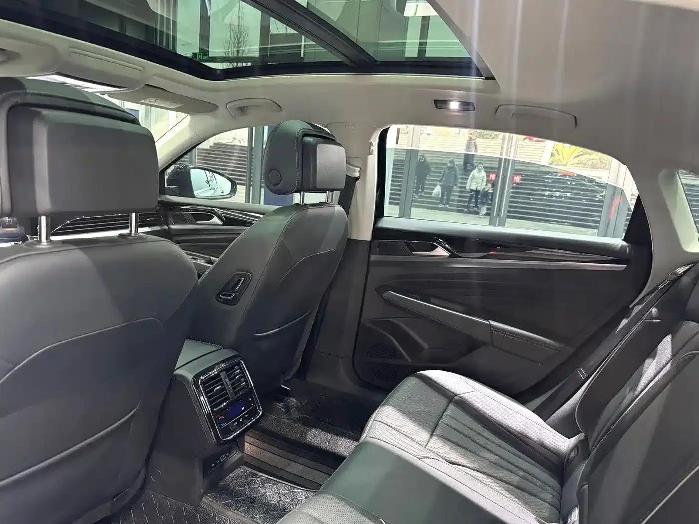 2024 Passat 380TSI Starry Sky Dragon Edition — миниатюра 6