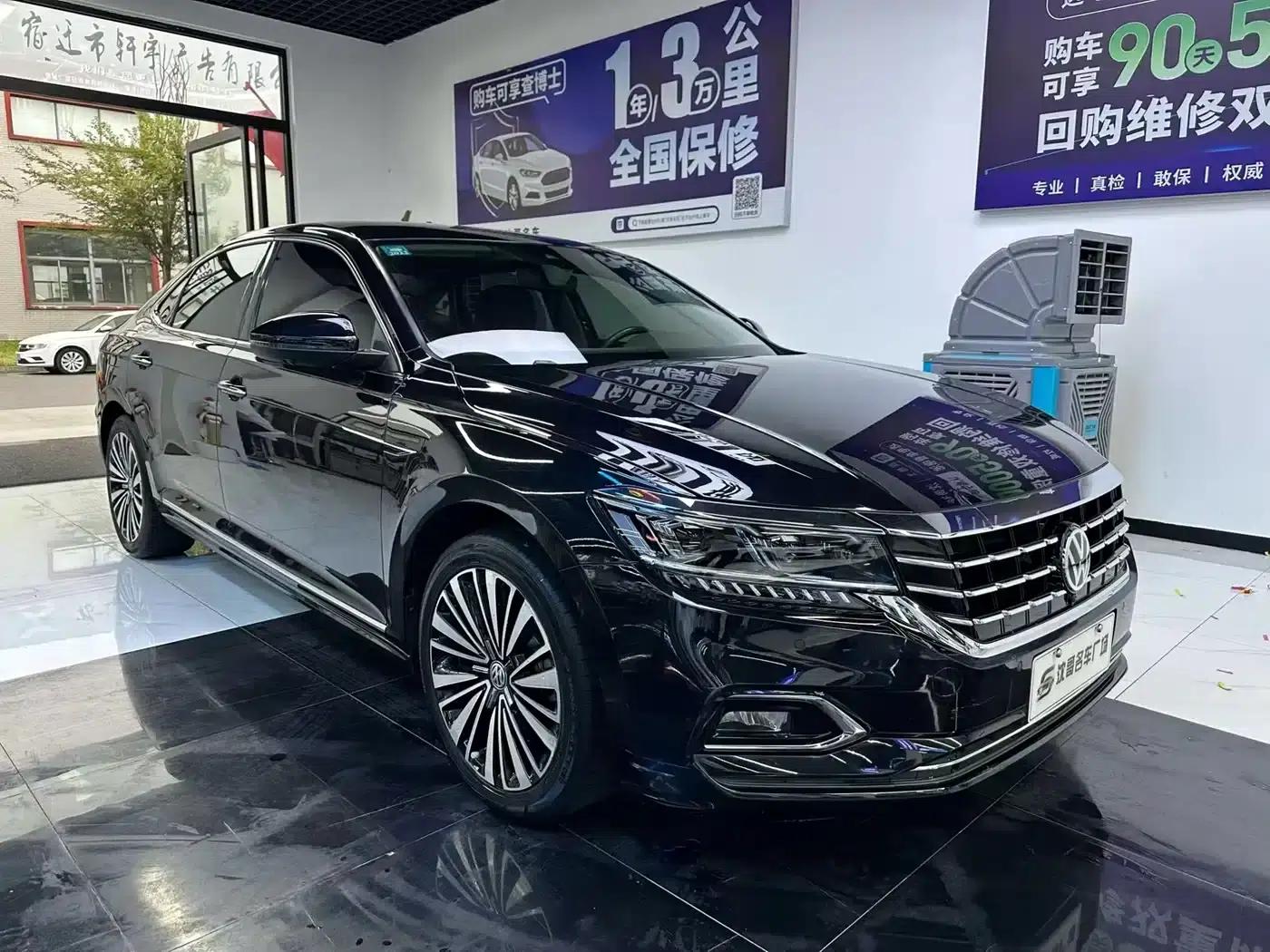2020 Volkswagen Passat 330TSI Premium Edition (China VI Emission Standard) — миниатюра 3