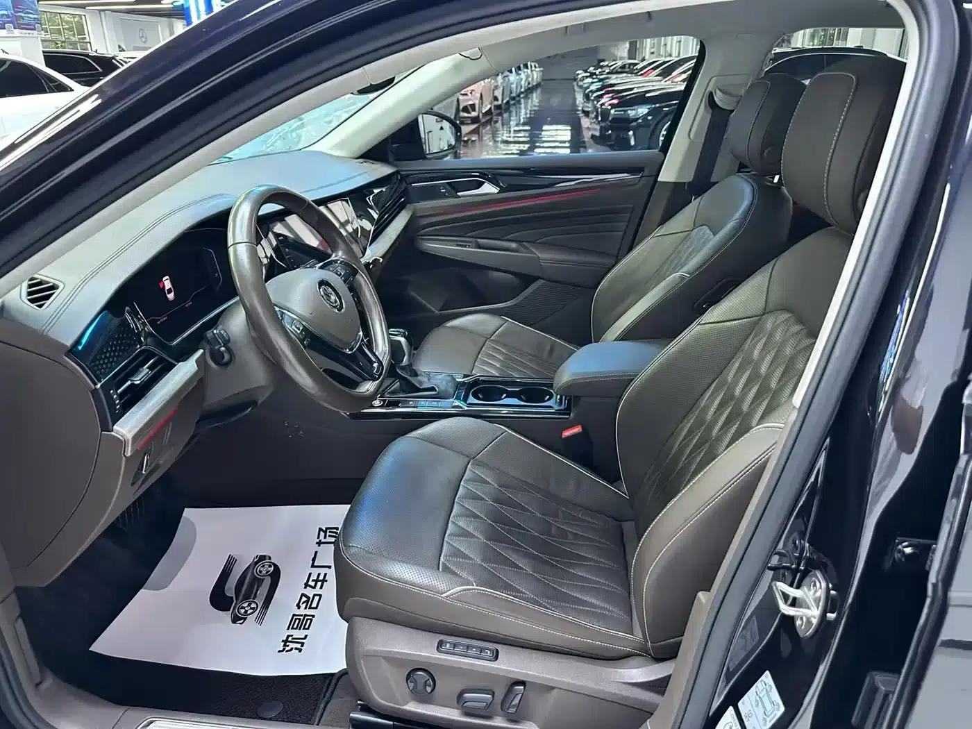 2020 Volkswagen Passat 330TSI Premium Edition (China VI Emission Standard) — миниатюра 4