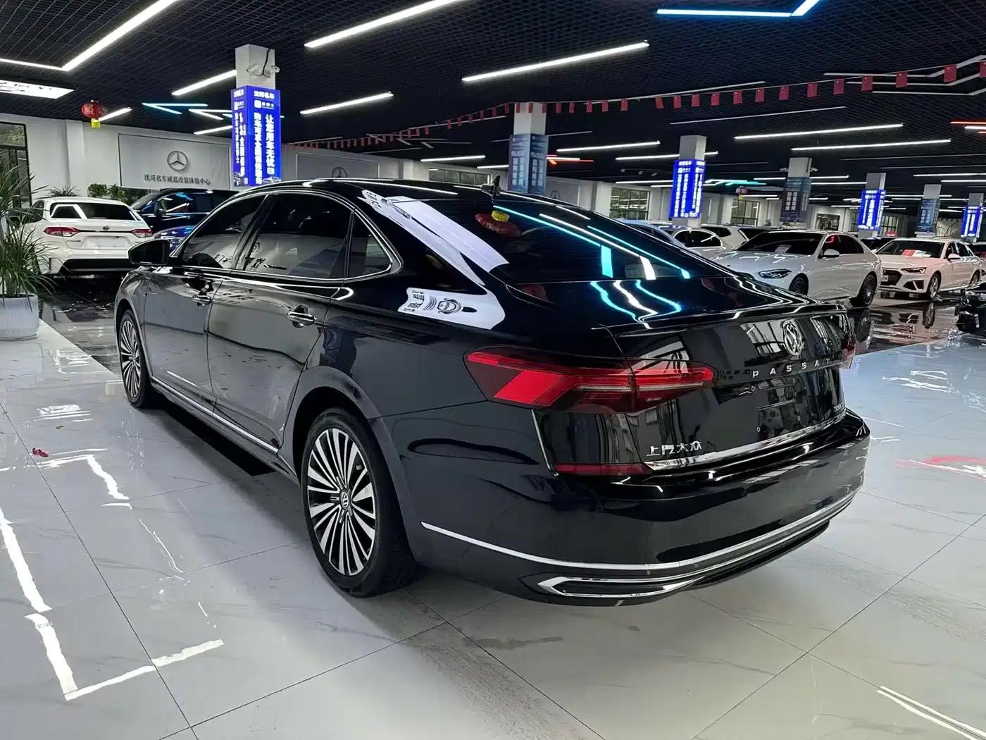 2020 Volkswagen Passat 330TSI Premium Edition (China VI Emission Standard) — миниатюра 7