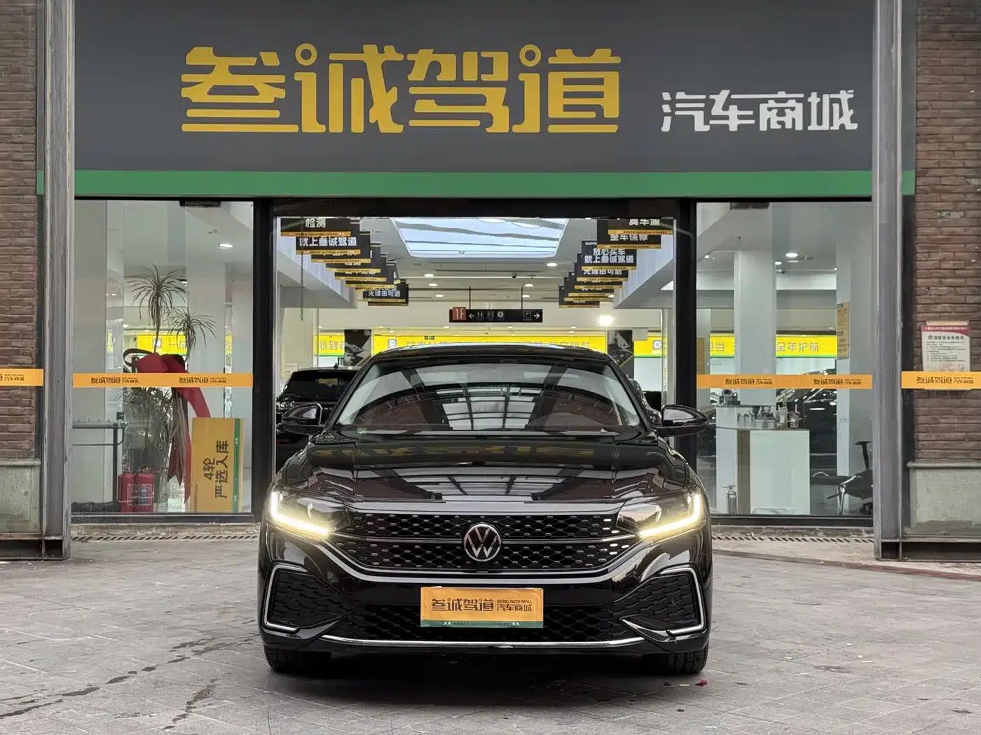 2024 Passat 380TSI Starry Sky Elite Edition — миниатюра 2