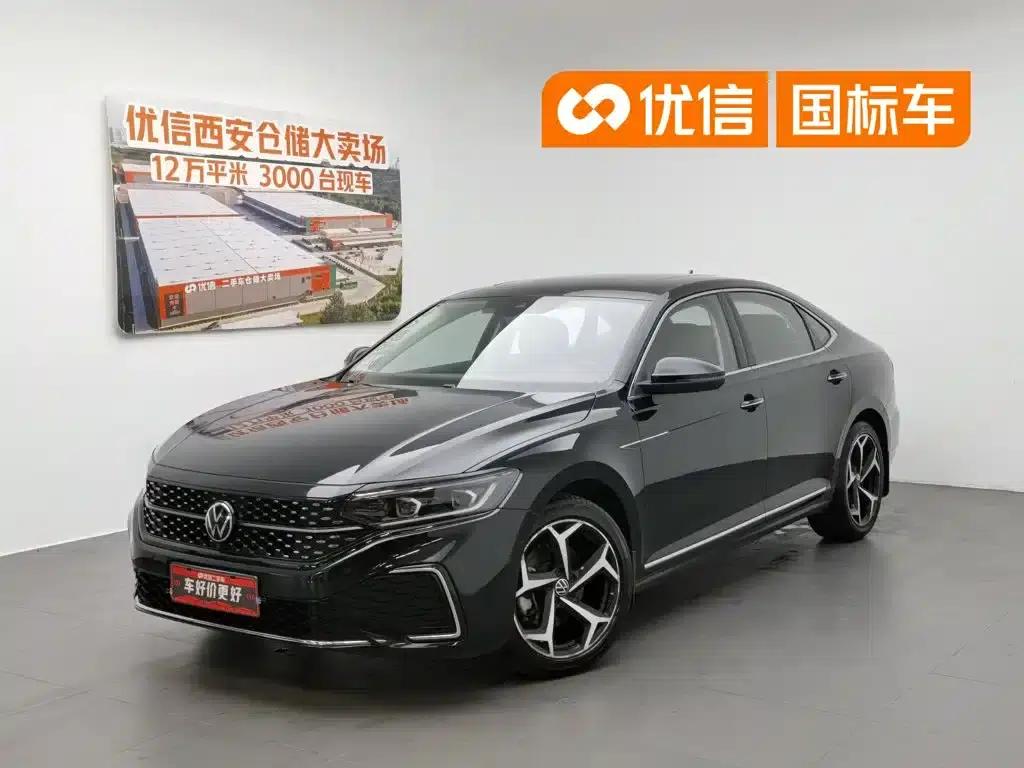 2023 Passat Facelift 330TSI Starry Sky Luxury Edition — миниатюра 1